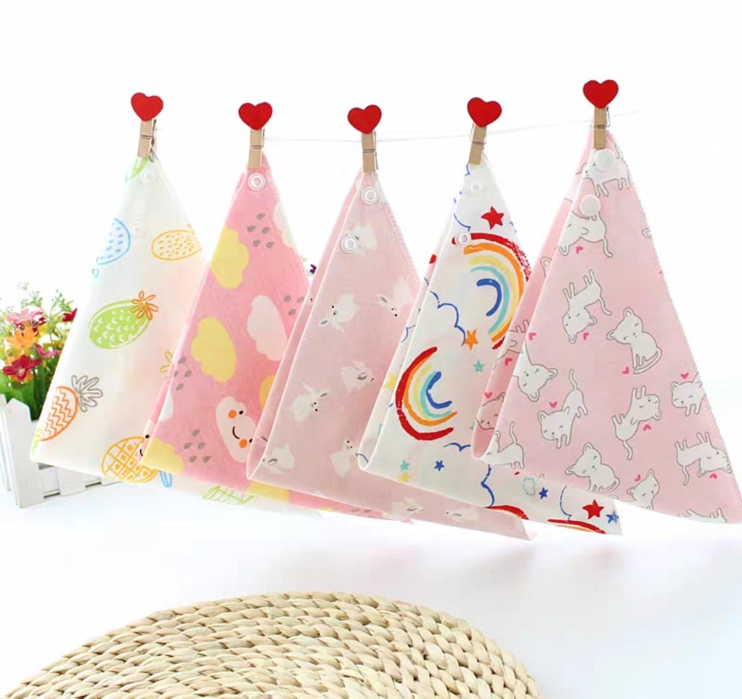 EM Triangle Bibs 100% Cotton *Design Choose at Fair* - Pack of 5